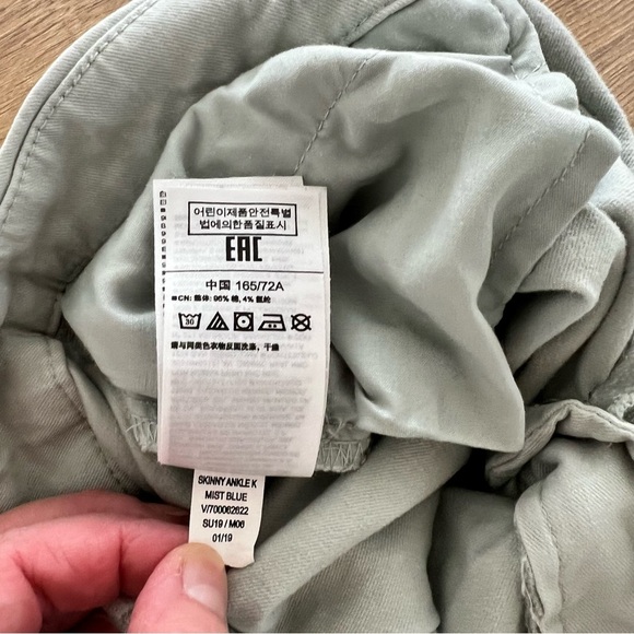 GAP Mint Green Modern Skinny Ankle Khaki Pants Size 6 - Picture 7 of 10